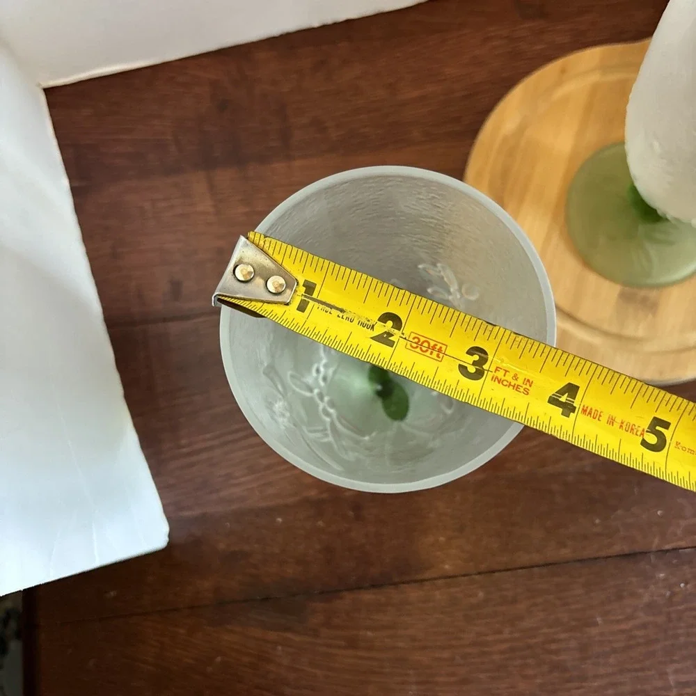2 Pfaltzgraff Winterwood‎ Frosted Embossed Glass Iced Tea Water Goblet Stem NWT